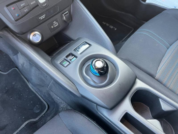 Photo 14 du bon plan NISSAN Leaf 150ch 40kWh 10ème Anniversaire 21 occasion à 16990 €