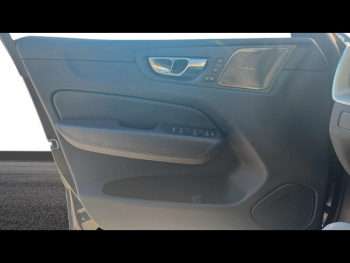 Photo 14 du bon plan VOLVO XC60 T6 AWD 253 + 145ch Ultra Style Dark Geartronic occasion à 56900 €