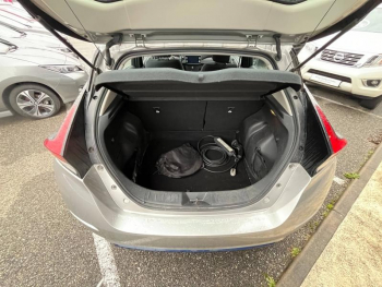 Photo 13 du bon plan NISSAN Leaf 150ch 40kWh Acenta 21.5 occasion à 15990 €