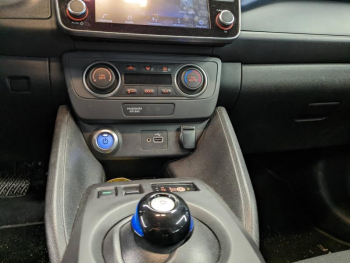 Photo 14 du bon plan NISSAN Leaf 150ch 40kWh Acenta 21.5 occasion à 19900 €