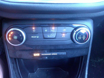 Photo 10 du bon plan FORD Puma 1.0 Flexifuel 125ch S&S mHEV Titanium occasion à 20900 €