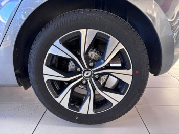Photo 5 du bon plan RENAULT Clio 1.0 TCe 100ch Evolution GPL occasion à 16690 €