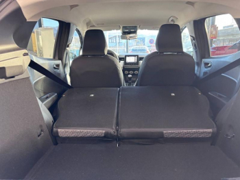 Photo 8 du bon plan RENAULT Clio 1.0 TCe 100ch Evolution GPL occasion à 16690 €