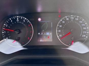 Photo 15 du bon plan RENAULT Clio 1.0 TCe 100ch Evolution GPL occasion à 16690 €