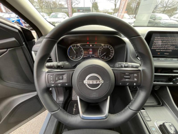 Photo 12 du bon plan NISSAN Qashqai e-POWER 190ch Business Edition 2022 occasion à 29690 €
