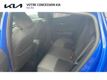 Photo 10 du bon plan TOYOTA C-HR 122h Edition 2WD E-CVT RC19 occasion à 18990 €