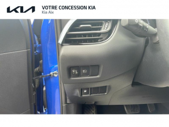 Photo 14 du bon plan TOYOTA C-HR 122h Edition 2WD E-CVT RC19 occasion à 18990 €