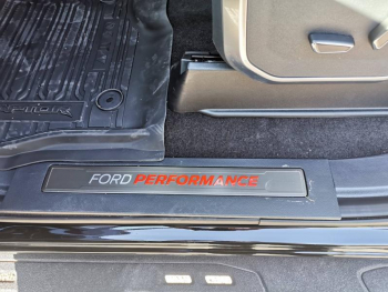 Photo 13 du bon plan FORD Ranger VUL F-150 RAPTOR V6 3.5L Ecoboost SuperCrew ( DOUBLE CABINE)  BVA10 occasion à 146880 €