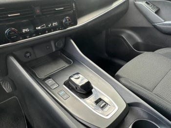 Photo 16 du bon plan NISSAN Qashqai e-POWER 190ch Business Edition 2022 occasion à 29990 €
