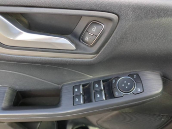 Photo 15 du bon plan FORD Kuga 2.5 Duratec 190ch FHEV E85 Titanium BVA occasion à 24000 €