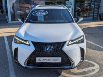 Photo 2 du bon plan LEXUS UX 250h 2WD F SPORT Design occasion à 33800 €