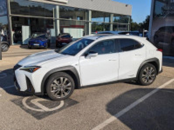 Photo 10 du bon plan LEXUS UX 250h 2WD F SPORT Design occasion à 33800 €