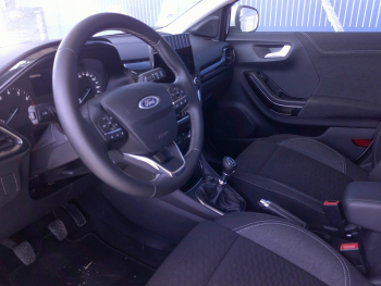 Photo 14 du bon plan FORD Puma 1.0 Flexifuel 125ch S&S mHEV Titanium occasion à 21900 €