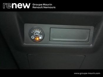 Photo 21 du bon plan RENAULT Captur 1.0 Eco-G 100ch Evolution occasion à 15990 €