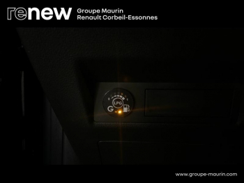 Photo 24 du bon plan RENAULT Captur 1.0 Eco-G 100ch Evolution occasion à 17390 €