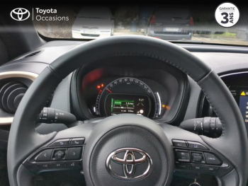 Photo 13 du bon plan TOYOTA Aygo X 1.0 VVT-i 72ch Design MY23 occasion à 15900 €