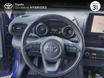Photo 9 du bon plan TOYOTA Yaris Cross 116h Design MY22 BLEU KYANITE occasion à 24490 €