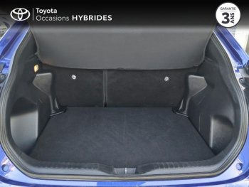 Photo 10 du bon plan TOYOTA Yaris Cross 116h Design MY22 BLEU KYANITE occasion à 24490 €