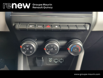 Photo 14 du bon plan RENAULT Clio 1.5 Blue dCi 100ch Evolution occasion à 16900 €