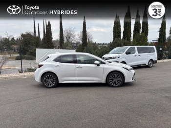 Photo 17 du bon plan TOYOTA Corolla 1.8 140ch Design MY23 occasion à 29850 €