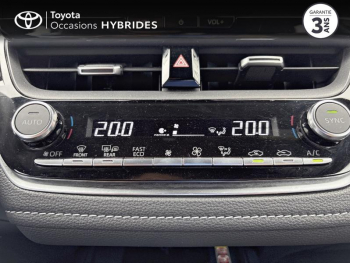 Photo 20 du bon plan TOYOTA Corolla 1.8 140ch Design MY23 occasion à 29850 €