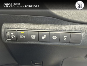 Photo 23 du bon plan TOYOTA Corolla 1.8 140ch Design MY23 occasion à 29850 €