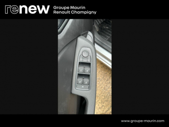 Photo 14 du bon plan RENAULT Clio 1.0 TCe 100ch Evolution GPL occasion à 15540 €