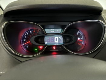 Photo 16 du bon plan RENAULT Captur 1.2 TCe 120ch energy Initiale Paris EDC occasion à 16990 €