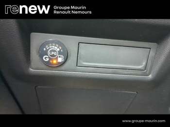Photo 21 du bon plan RENAULT Captur 1.0 Eco-G 100ch Evolution occasion à 15990 €