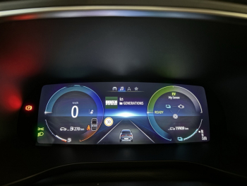Photo 14 du bon plan RENAULT Arkana 1.6 E-Tech 145ch RS Line -21B occasion à 29990 €