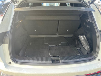 Photo 10 du bon plan RENAULT Austral 1.2 E-Tech full hybrid 200ch Iconic occasion à 31990 €