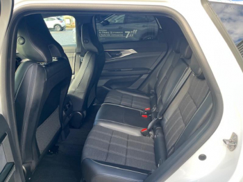 Photo 26 du bon plan RENAULT Austral 1.2 E-Tech full hybrid 200ch Iconic occasion à 31990 €
