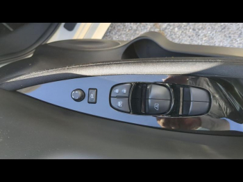 Photo 10 du bon plan NISSAN Leaf 150ch 40kWh Acenta occasion à 13990 €