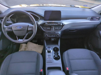 Photo 13 du bon plan FORD Kuga 2.5 Duratec 190ch FHEV E85 Titanium BVA occasion à 25490 €
