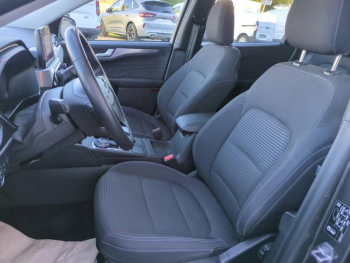 Photo 16 du bon plan FORD Kuga 2.5 Duratec 190ch FHEV E85 Titanium BVA occasion à 25490 €