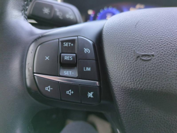 Photo 19 du bon plan FORD Kuga 2.5 Duratec 190ch FHEV E85 Titanium BVA occasion à 25490 €