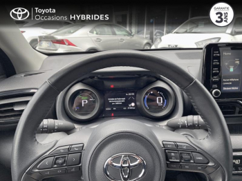 Photo 13 du bon plan TOYOTA Yaris 116h Design 5p MY22 occasion à 20490 €