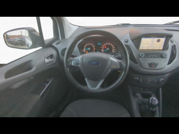 Photo 13 du bon plan FORD Transit Courier VUL 1.0E 100ch Stop&Start Trend occasion à 12990 €