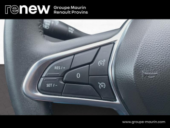 Photo 19 du bon plan RENAULT Captur 1.6 E-Tech hybride 145ch Techno Fast Track occasion à 22490 €