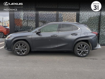 Photo 3 du bon plan LEXUS UX 250h 2WD F SPORT Design occasion à 30990 €