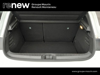Photo 13 du bon plan RENAULT Clio 1.6 E-Tech hybride 145ch Equilibre occasion à 18990 €