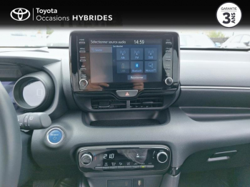 Photo 15 du bon plan TOYOTA Yaris 116h Design 5p MY21 occasion à 20450 €