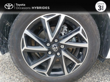 Photo 16 du bon plan TOYOTA Yaris 116h Design 5p MY21 occasion à 20450 €