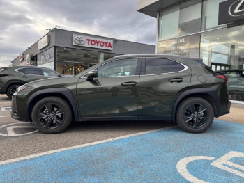 Photo 2 du bon plan LEXUS UX 250h 2WD Luxe occasion à 34900 €