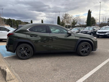Photo 6 du bon plan LEXUS UX 250h 2WD Luxe occasion à 34900 €