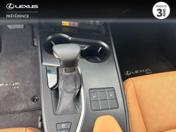 Photo 13 du bon plan LEXUS UX 250h 2WD Luxe occasion à 34900 €