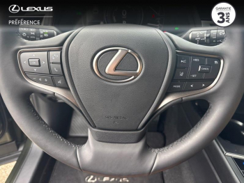 Photo 14 du bon plan LEXUS UX 250h 2WD Luxe occasion à 34900 €