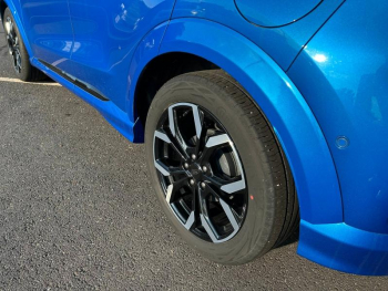 Photo 21 du bon plan FORD Puma 1.0 EcoBoost 125ch S&S mHEV ST-Line X Powershift occasion à 24950 €