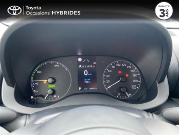 Photo 14 du bon plan TOYOTA Yaris 116h Dynamic Business 5p + Programme Beyond Zero Academy MY22 occasion à 19490 €
