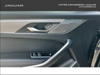 Photo 11 du bon plan JAGUAR F-Pace D200 MHEV R-Dynamic SE BVA8 AWD occasion à 49990 €